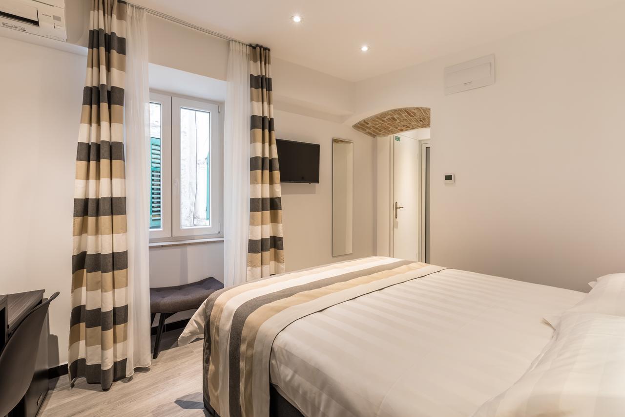 ספליט Guesthouse Main Square מראה חיצוני תמונה