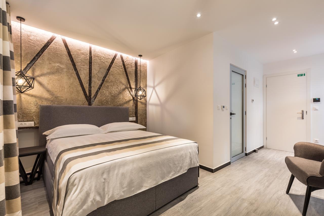 ספליט Guesthouse Main Square מראה חיצוני תמונה