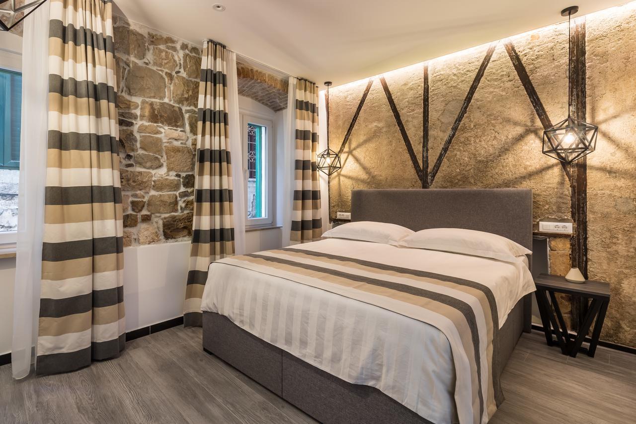 ספליט Guesthouse Main Square מראה חיצוני תמונה